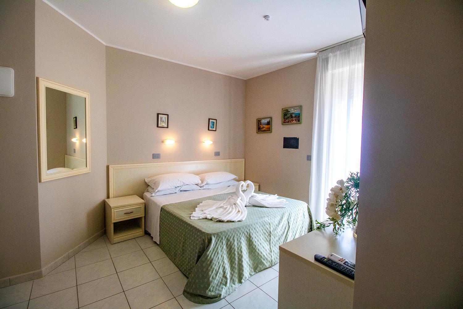 Di Matteo Hotel Roseto Degli Abruzzi Extérieur photo